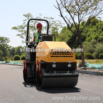 2 Ton Vibratory Mini Road Roller Compactor for Sale (FYL-900)